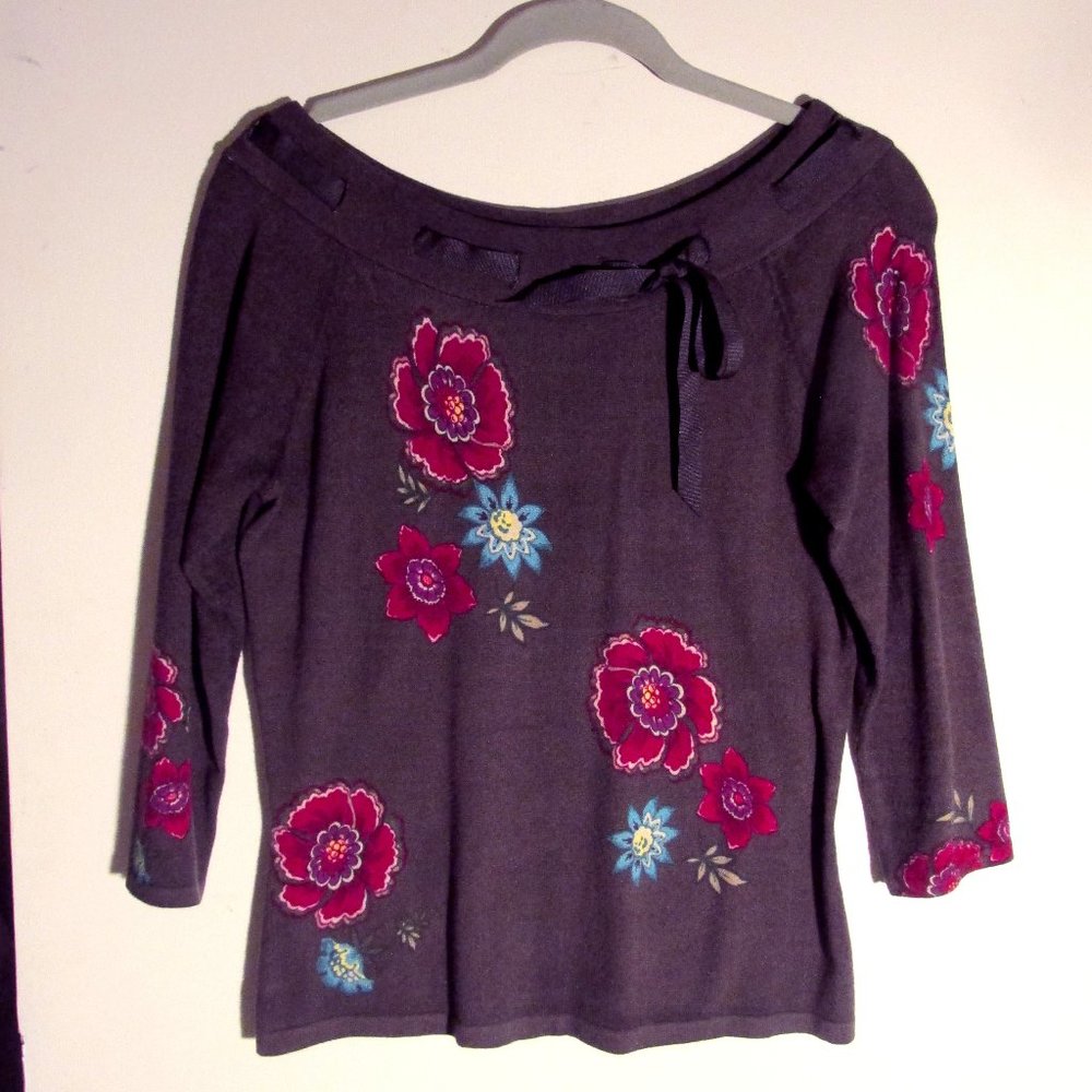 Liz Claiborne Lt weight Knit sweater 3/4 sleeve